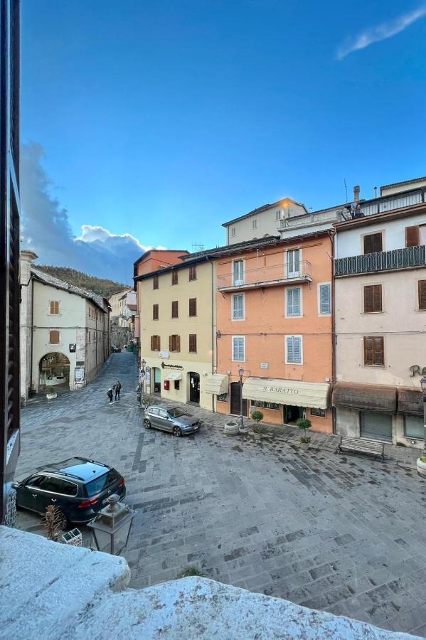 Hotel Centrale Cascia Exterior photo